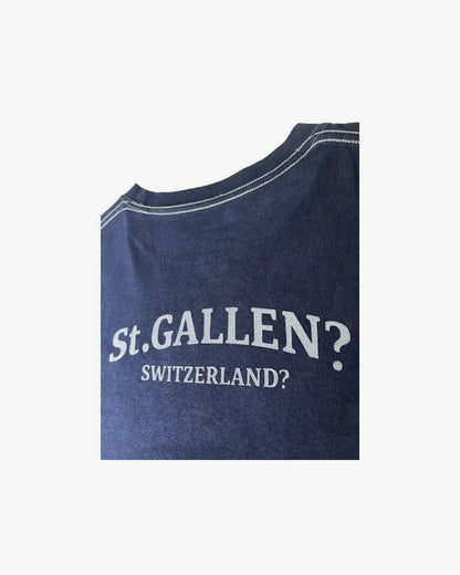 C_ST.GALLEN？SWITZERLAND？－バックプリント－レーヨンフロックTシャツ－ネイビー　【サイズXL相当】